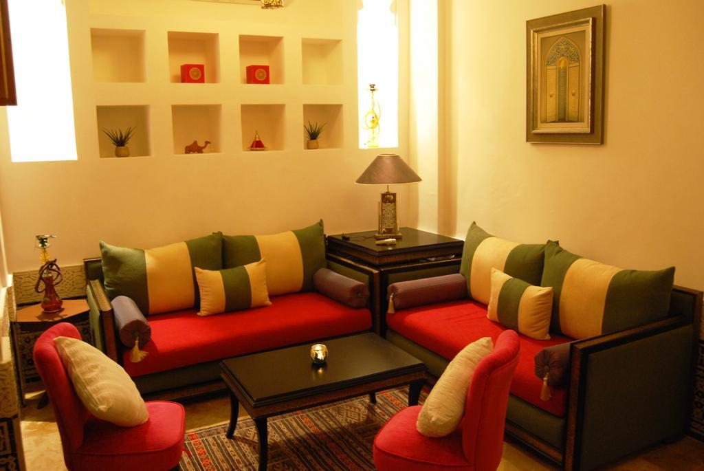 Riad Viva Marrakesh Ngoại thất bức ảnh A living room in a hotel
