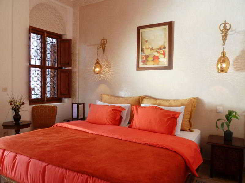 Riad Viva Marrakesh Ngoại thất bức ảnh A bedroom in the Riad